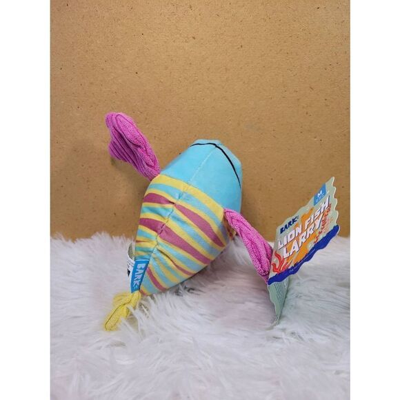 Barkbox Lion Fish Larry- NEW - Picture 7 of 7